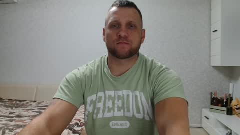 Snapshot of malchyshka chatting on 12.14.24 malchyshka online show from 12.14.24