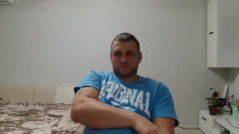 Snapshot of malchyshka chatting on 12.23.24 malchyshka online show from 12.23.24