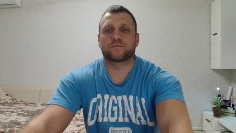 Snapshot of malchyshka chatting on 12.28.24 malchyshka online show from 12.28.24