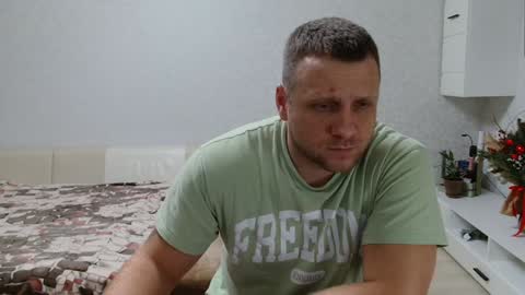 Snapshot of malchyshka chatting on 01.09.25 malchyshka online show from 01.09.25