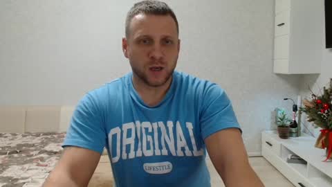 Snapshot of malchyshka chatting on 01.13.25 malchyshka online show from 01.13.25