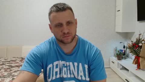 Snapshot of malchyshka chatting on 01.20.25 malchyshka online show from 01.20.25