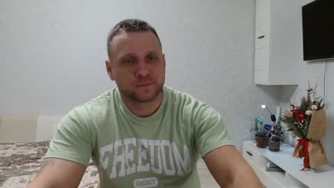 Snapshot of malchyshka chatting on 01.24.25 malchyshka online show from 01.24.25