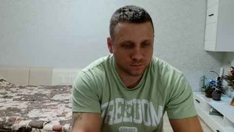 Snapshot of malchyshka chatting on 01.28.25 malchyshka online show from 01.28.25