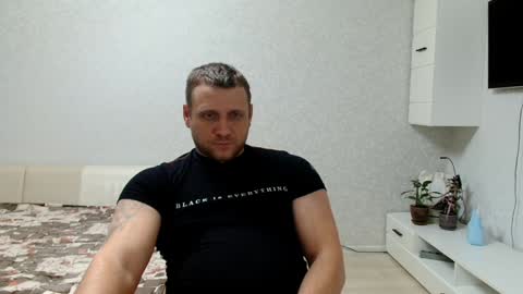 Snapshot of malchyshka chatting on 02.07.25 malchyshka online show from 02.07.25