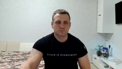 Snapshot of malchyshka chatting on 03.11.25 malchyshka online show from 03.11.25