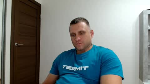 malchyshka online show from 10.21.25