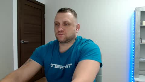 Snapshot of malchyshka chatting on 02.15.26 malchyshka online show from 02.15.26