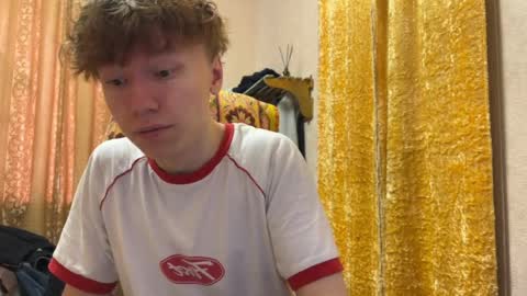 Snapshot of malcolm_yang chatting on 04.10.26 Tom and Mark 3 online show from 04.10.26