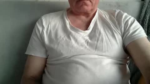 male_toy1 online show from 04.24.26