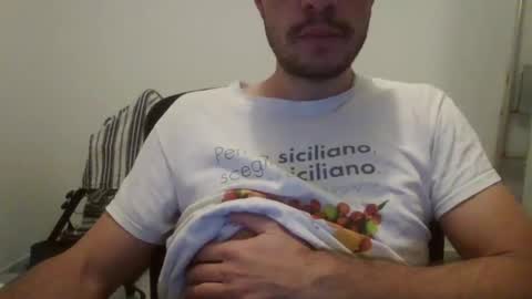 Snapshot of maleboyz chatting on 03.07.25 Boybi online show from 03.07.25