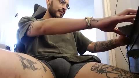 Snapshot of malek_xarx chatting on 07.13.26 malek_xarx online show from 07.13.26