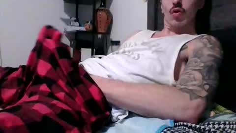 Snapshot of malemuscle11 chatting on 01.13.26 Men online show from 01.13.26