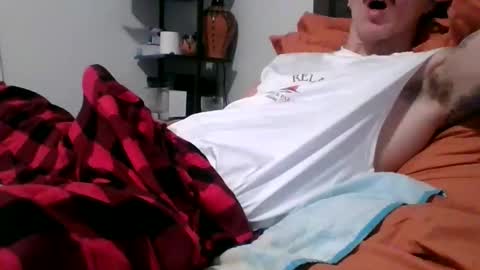 Snapshot of malemuscle11 chatting on 02.16.26 Men online show from 02.16.26