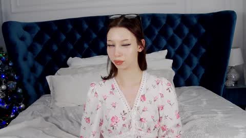 Malialandre online show from 12.13.24