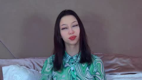 Malialandre online show from 02.06.25