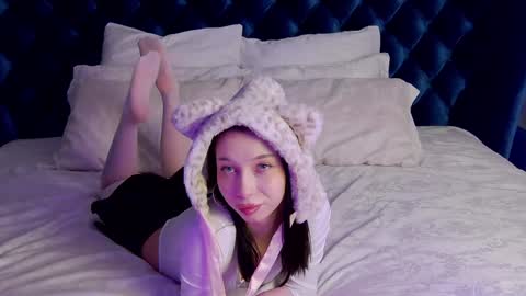 Malialandre online show from 02.08.25
