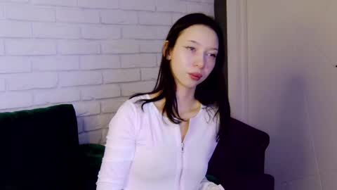 Malialandre online show from 02.11.25