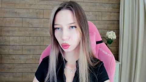 Malialandre online show from 09.10.25