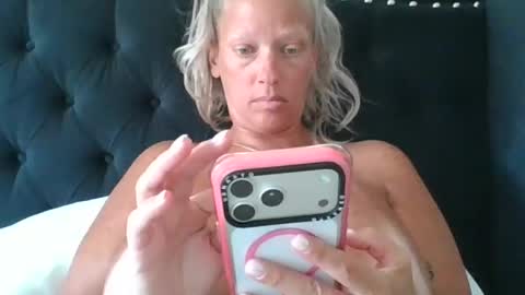 Snapshot of malibumelons chatting on 06.16.26 malibumelons online show from 06.16.26