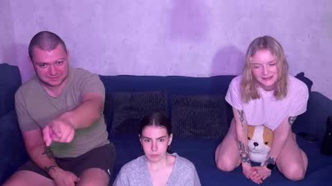 Snapshot of maliinka chatting on 11.08.25 Malinka online show from 11.08.25