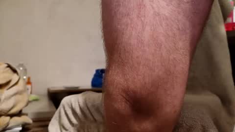 Snapshot of malincik chatting on 10.19.25 HornyJohny online show from 10.19.25
