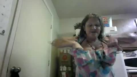 malinda702 online show from 09.15.25