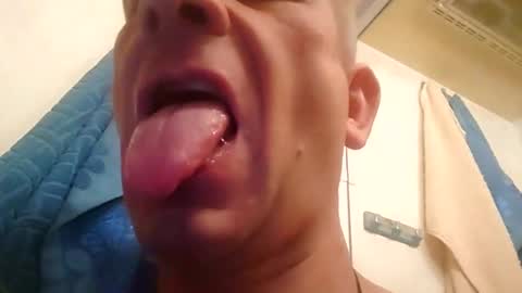 malinowy85 online show from 10.04.25