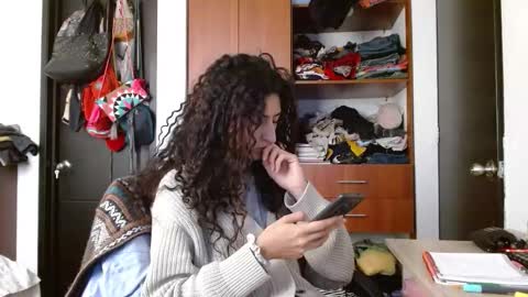 Snapshot of malitamuymal22 chatting on 10.10.25 Malita online show from 10.10.25