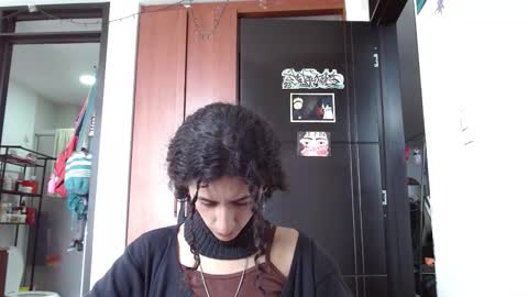 Snapshot of malitamuymal22 chatting on 10.20.25 Malita online show from 10.20.25