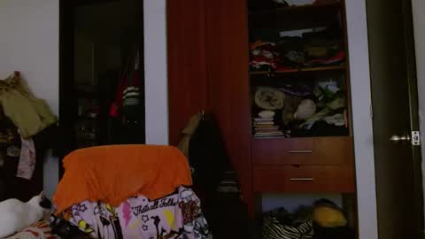 Snapshot of malitamuymal22 chatting on 10.23.25 Malita online show from 10.23.25