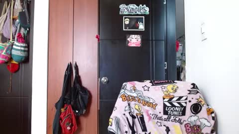 Snapshot of malitamuymal22 chatting on 10.28.25 Malita online show from 10.28.25