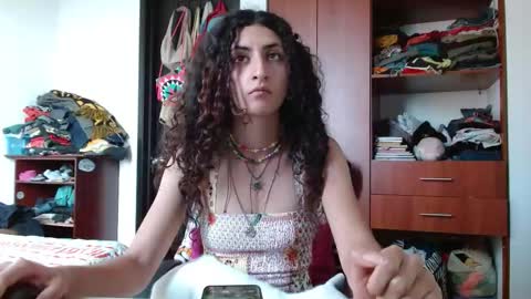 Snapshot of malitamuymal22 chatting on 11.06.25 Malita online show from 11.06.25