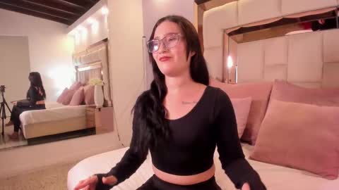 Malka Angels online show from 10.01.25