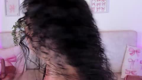 Snapshot of malka_burning chatting on 10.18.25 Malka online show from 10.18.25