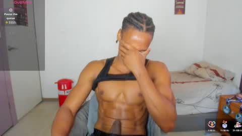 Snapshot of malkongarcia chatting on 10.04.25 malkongarcia online show from 10.04.25