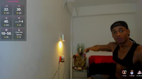 Snapshot of malkongarcia chatting on 11.08.25 malkongarcia online show from 11.08.25