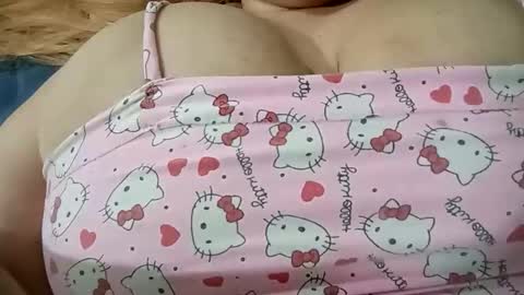 Aleja zapata online show from 11.15.25