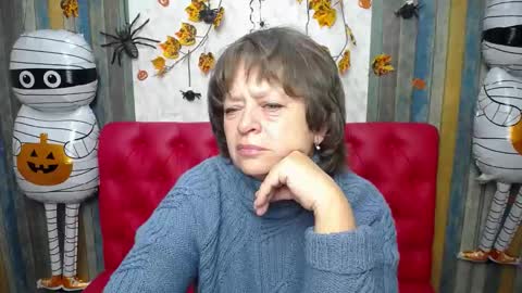 Snapshot of maltafora chatting on 10.21.25 MaltaFora online show from 10.21.25
