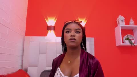 Snapshot of malu_horny_69 chatting on 02.11.26 Melanie online show from 02.11.26