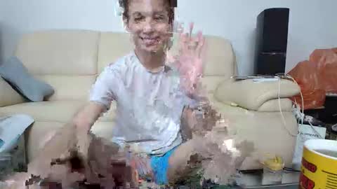 Andrew Ooi online show from 04.05.26