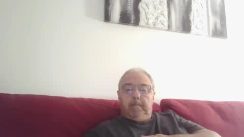 Snapshot of mambow99 chatting on 10.04.25 OLDMANFREE online show from 10.04.25