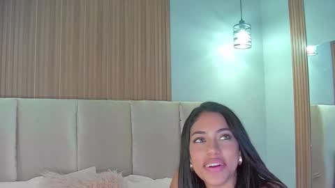 Snapshot of mami_natacha19x chatting on 10.09.25 nati online show from 10.09.25