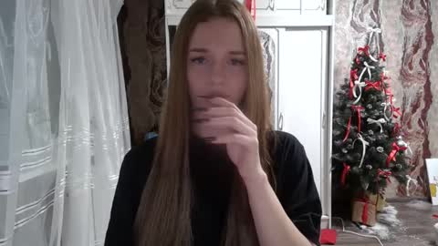 Mamie Trish online show from 12.03.24