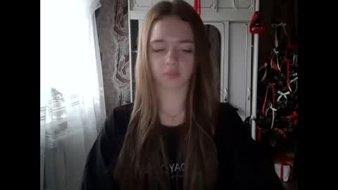 Mamie Trish online show from 12.10.24