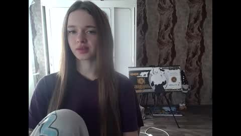 Mamie Trish online show from 02.18.25