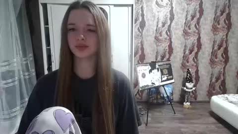 Mamie Trish online show from 02.24.25