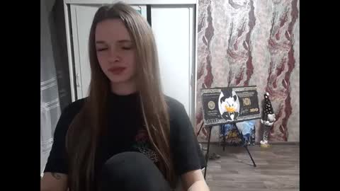 Mamie Trish online show from 03.03.25