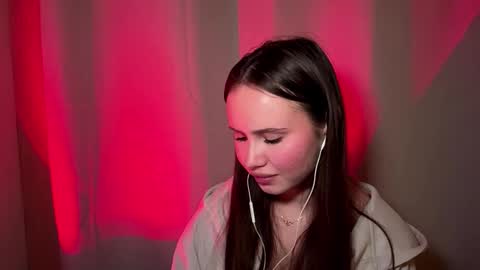 Snapshot of mammieknowles chatting on 02.25.26 Mia Davis online show from 02.25.26