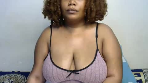 mamuuu_ online show from 12.15.25